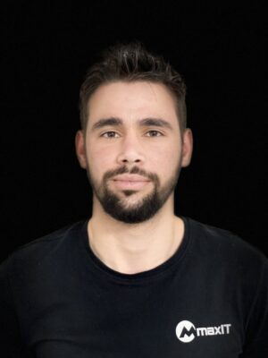 Vasilios, Senior IT Consultant